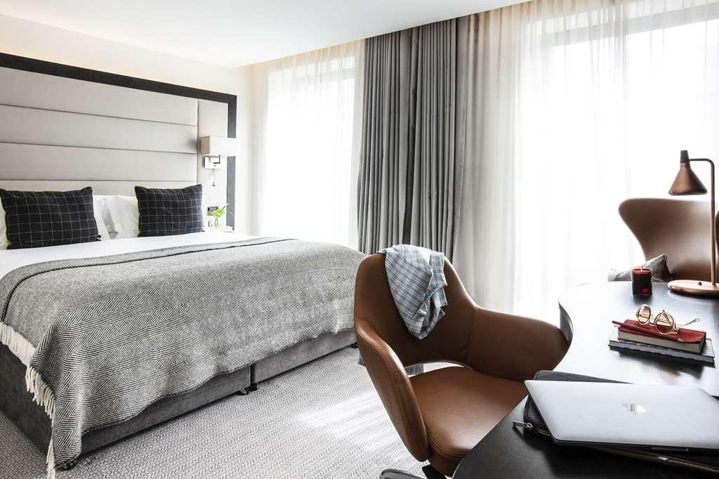 The Address Connolly Bray Quarto foto